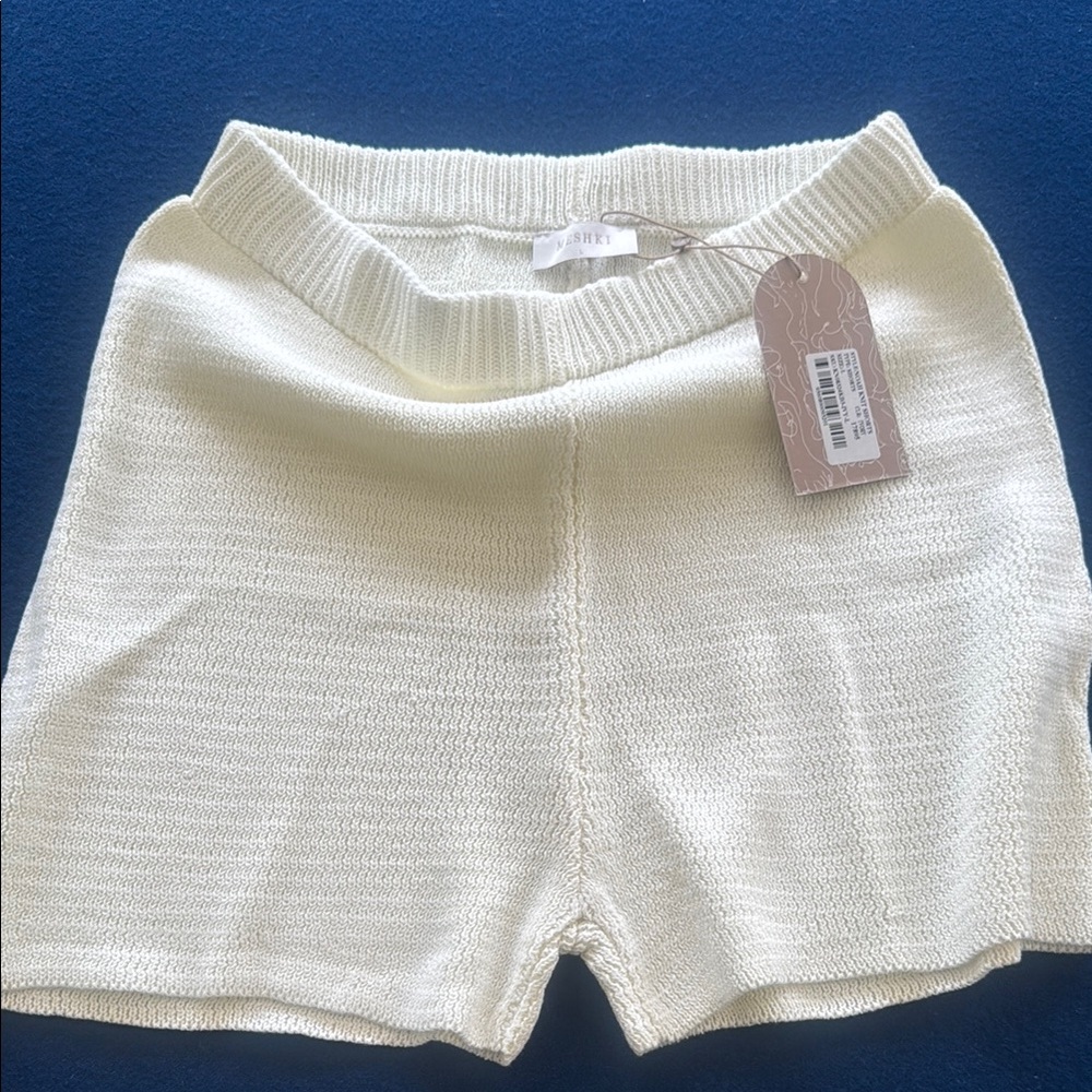Women's Cream Knit Shorts sold out
